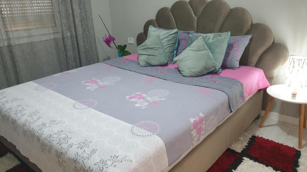 Apartman Sweet Dreams 2 Ni Екстериор снимка